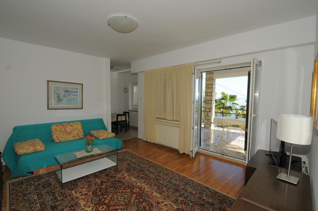 Apartment Kisic 3 Ičići Buitenkant foto