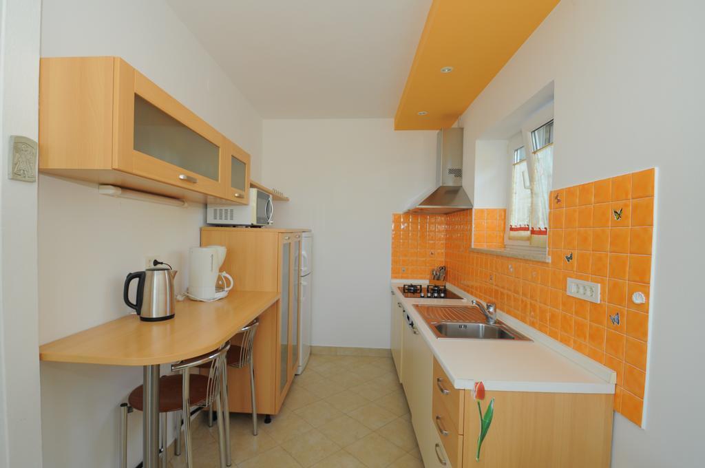 Apartment Kisic 3 Ičići Buitenkant foto